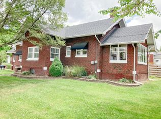 142 Saint Andrews Ave, Edwardsville, IL