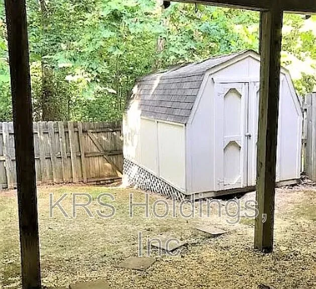 604 Backridge Ct — Photo 15