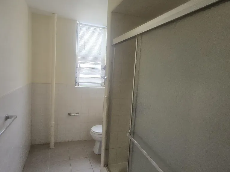 1614 Summit Ave #3 — Photo 8