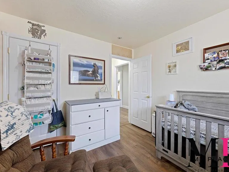 1331 NE Brenda Dr — Photo 14