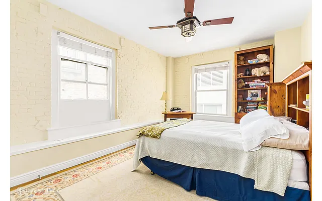 Sold by Douglas Elliman | media 21