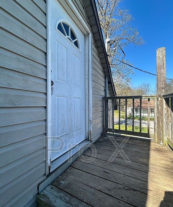 1st image of 309 Laura St #A-b