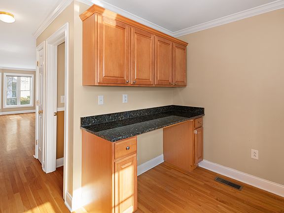 39 Maple Tree Avenue