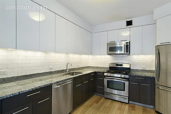 Rented by Corcoran | media 17