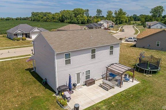 4th image of 9747 Augusta Ln