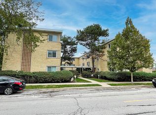 1118 Greenleaf Ave #G, Wilmette, IL 60091