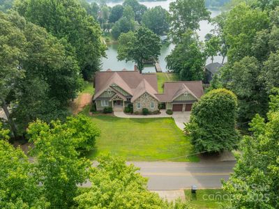 221 Stillwater Rd, Troutman, NC, 28166