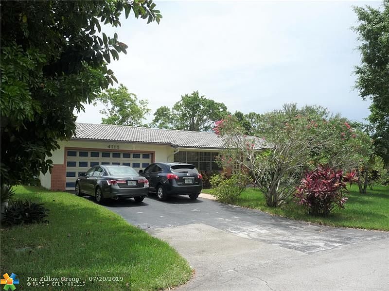 1st image of 4115 NW 75th Ave
