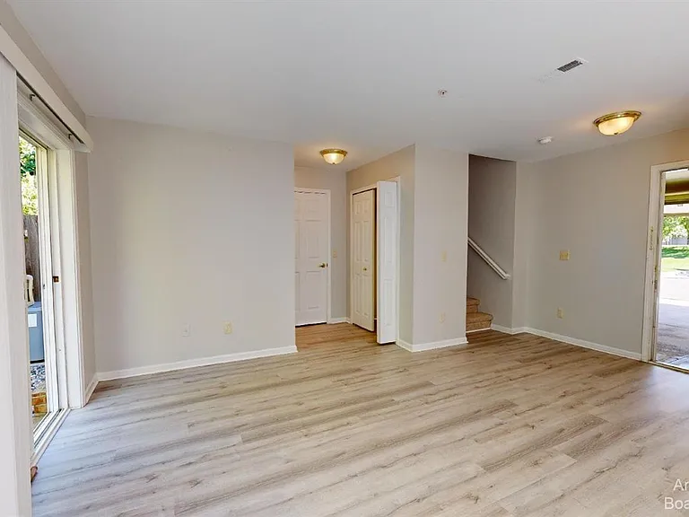 2813 Barclay Way — Photo 18