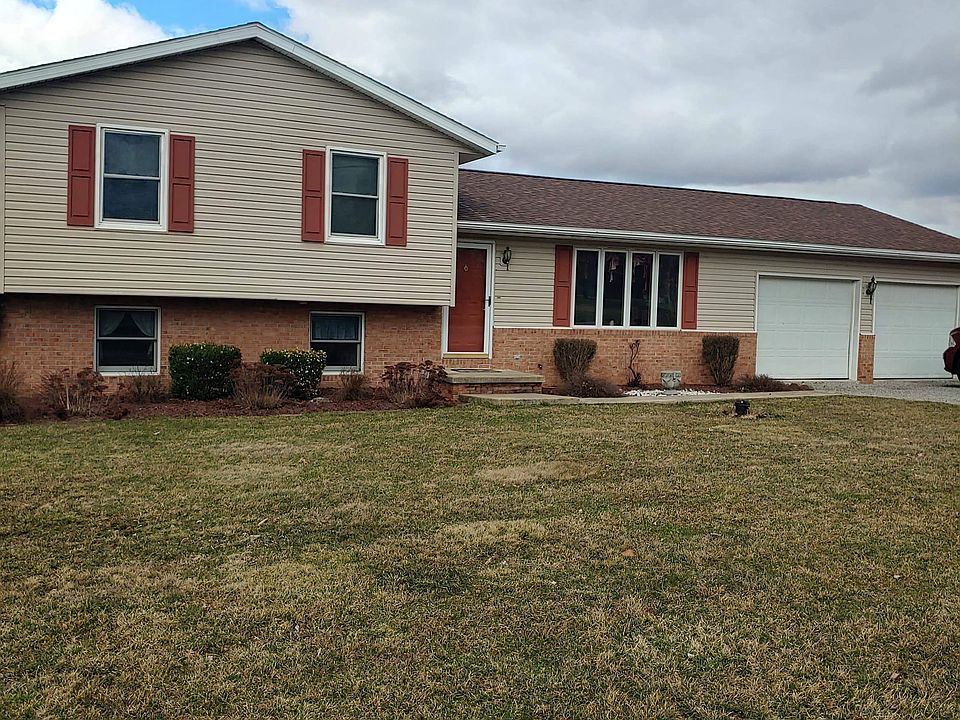 1st image of 46784 Winston Dr