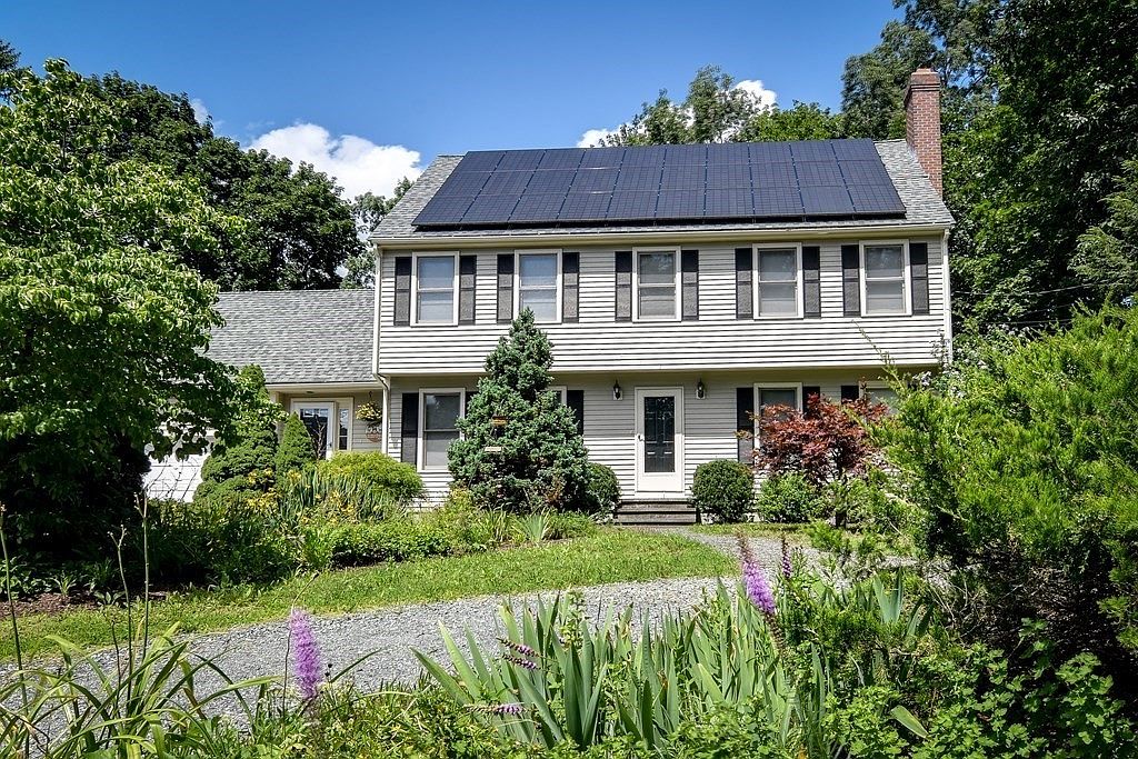 4 Malden St, Natick, MA 01760 Zillow