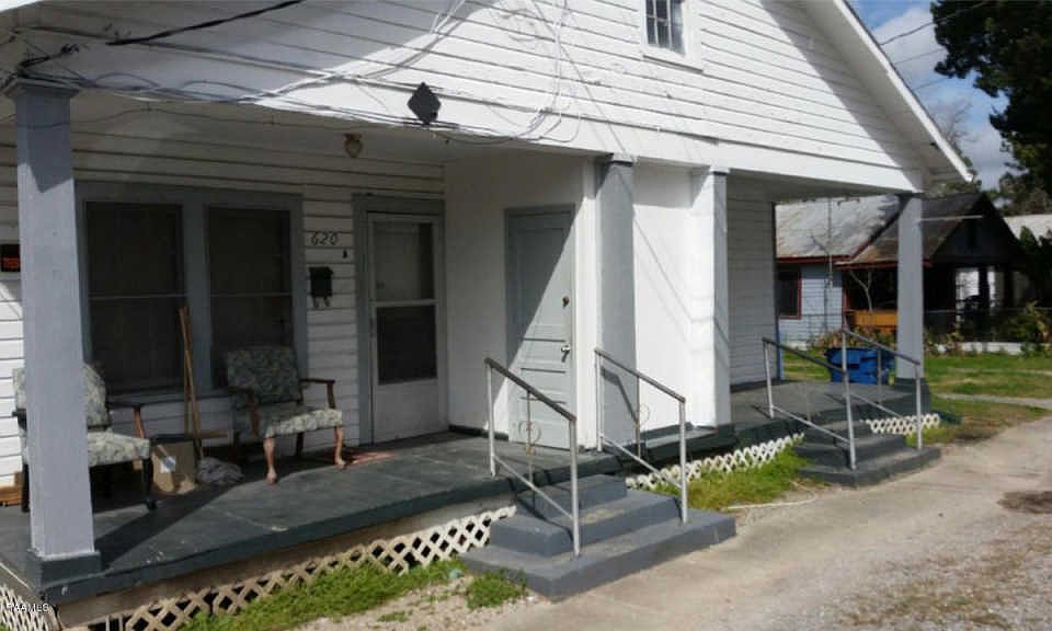 2nd image of 620 Washington St