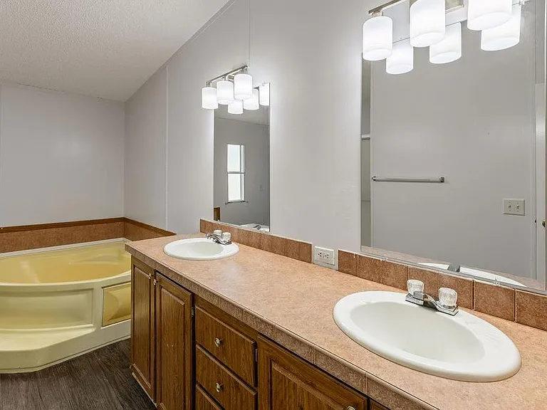 16474 N Emerson Cir — Photo 14