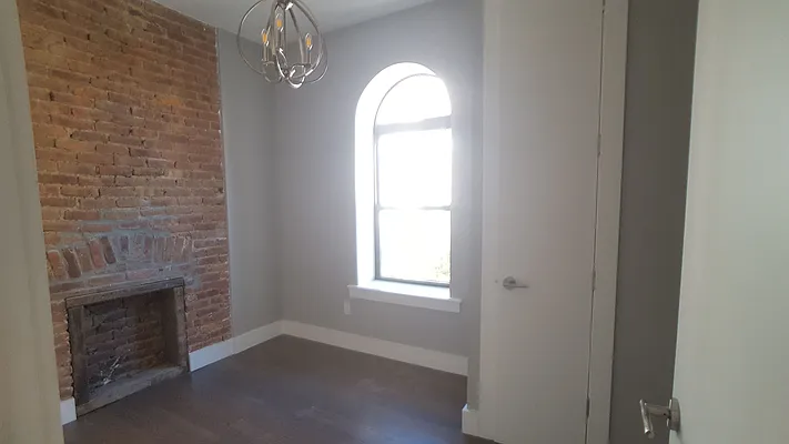 Rented by Evergreen Apartments BK | media 4