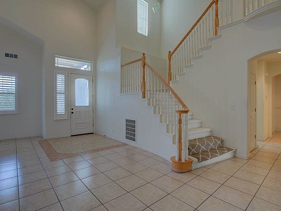 3rd image of 3641 Seasons Park Dr