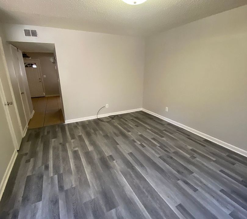 1st image of 1220 Louisville St Unit 7