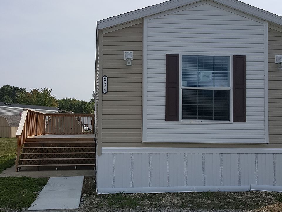 1st image of 2164 Parkway Dr #132