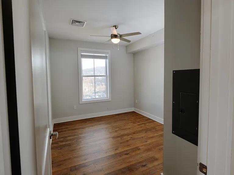 216 S Division St #307 — Photo 5
