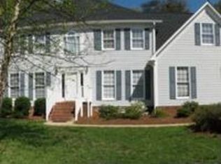 8 Grange Ct, Taylors, SC 29687