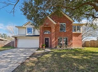 415 Stockbridge Ln, Dickinson, TX 77539