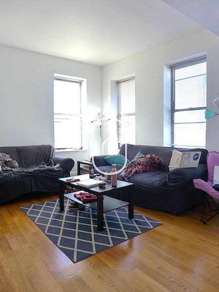 1st image of 31 Cunard St