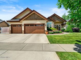 11177 N Rocking R Rd, Hayden Lake, ID 83835