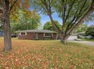 11416 Kell Rd, Bloomington, MN 55437
