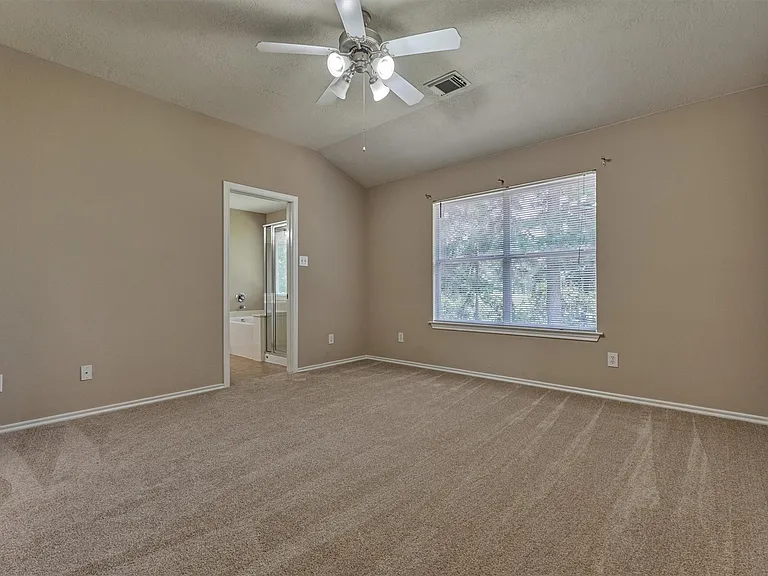 106 E Stedhill Loop — Photo 17