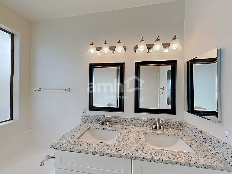 65 W Camino Rio Cebolla — Photo 14
