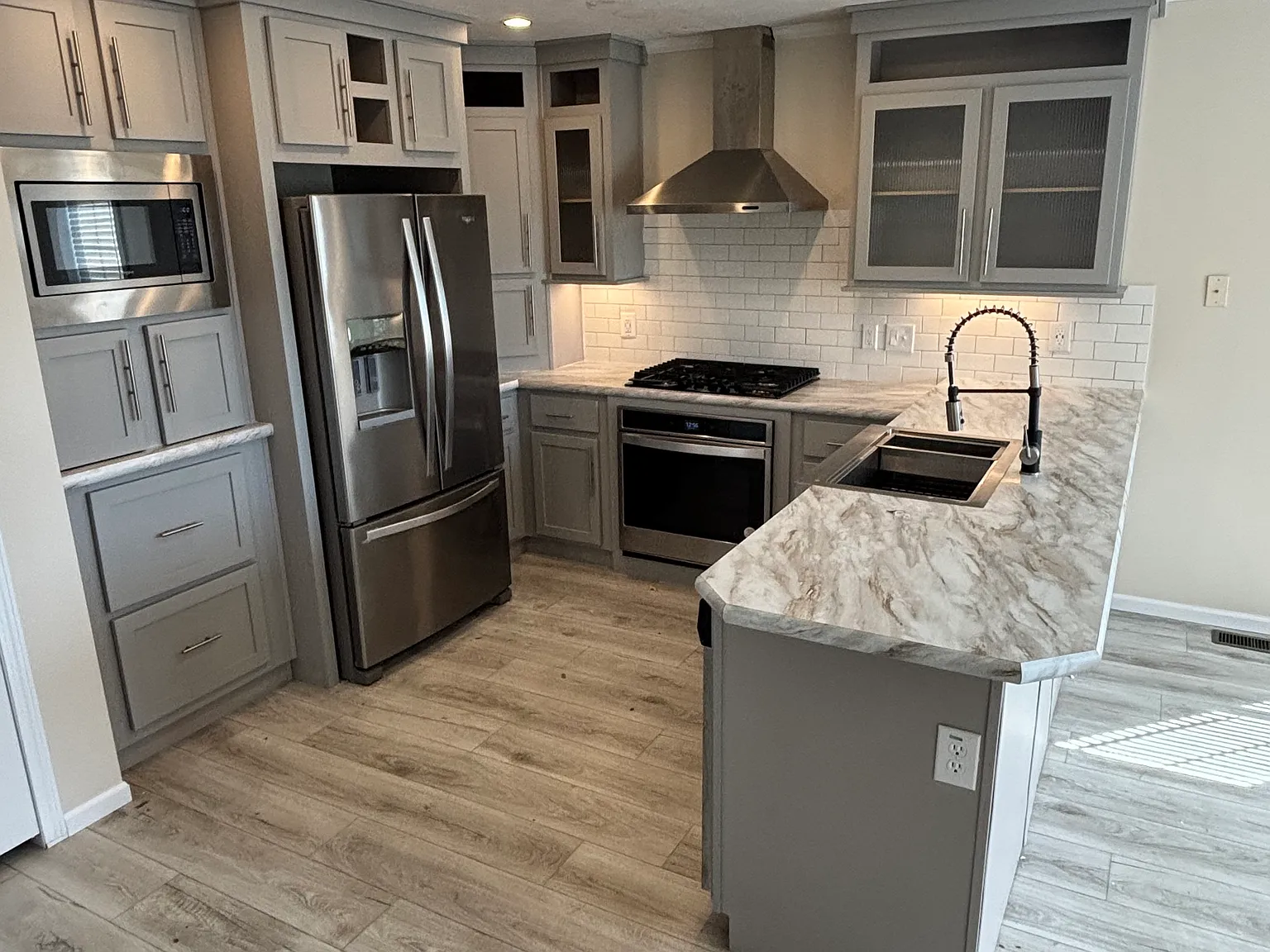 3 bed, 1560 sqft, $1,660 — Photo 2