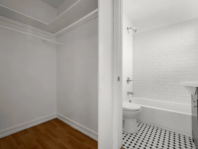 6000 Lexington Ave — Photo 10