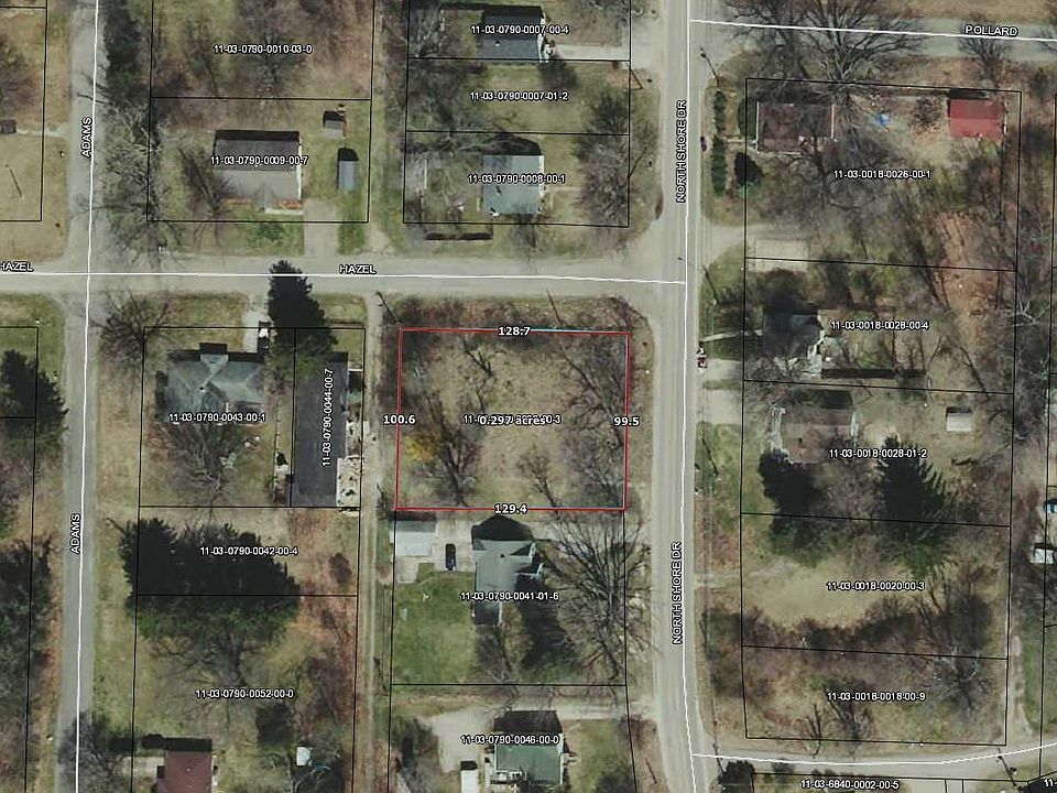 2nd image of 820 N Shore Dr