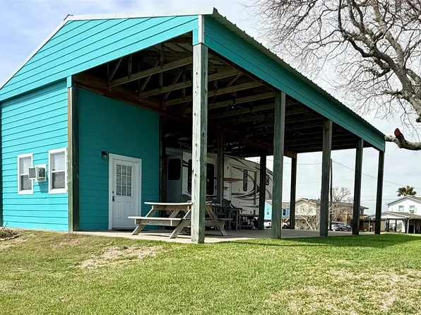 49 Sec County Rd #3-201, Bay City, TX 77414