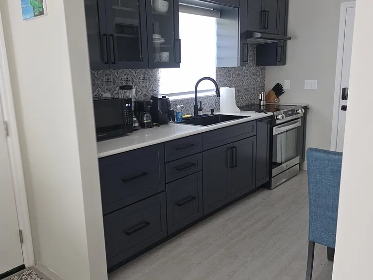 316 Greenwoods Dr — Photo 2