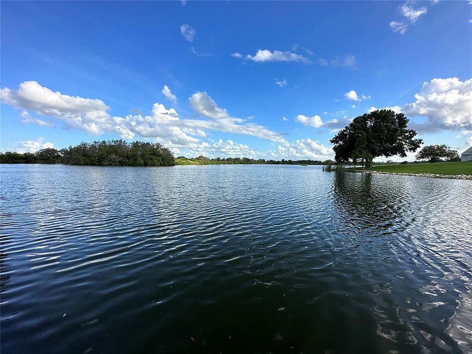 1st image of 1595 LAKESIDE DRIVE