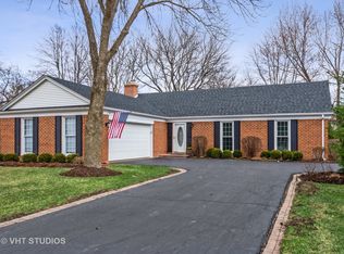 993 Marlborough Rd, Barrington, IL 60010