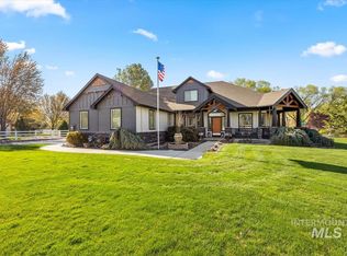 8907 Vic Ln, Middleton, ID 83644