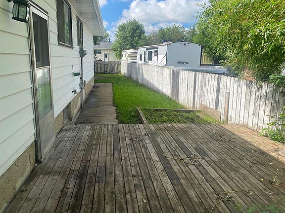 3rd image of 6321 B N Enevold Dr