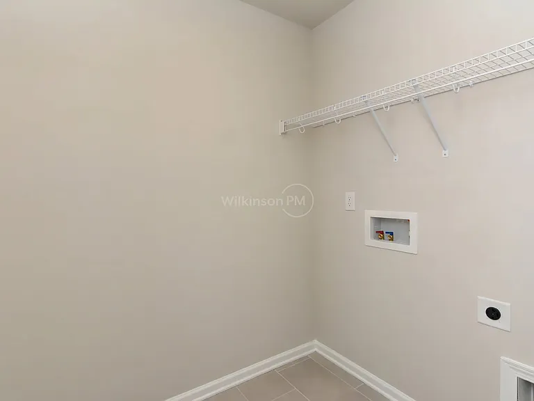 1152 Harland St — Photo 18