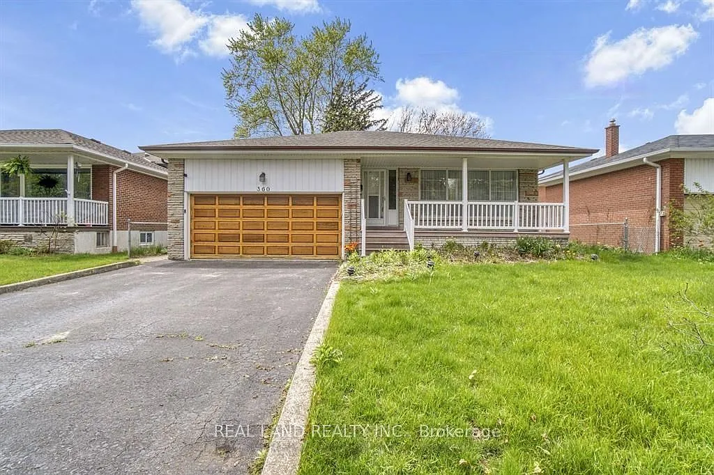 4 bed, $2,750 — Photo 1
