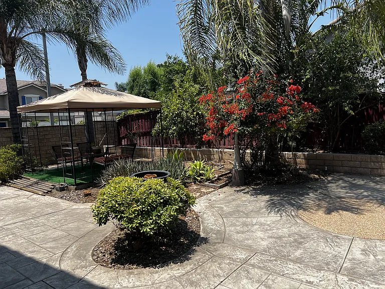 9376 Live Oak Dr — Photo 12