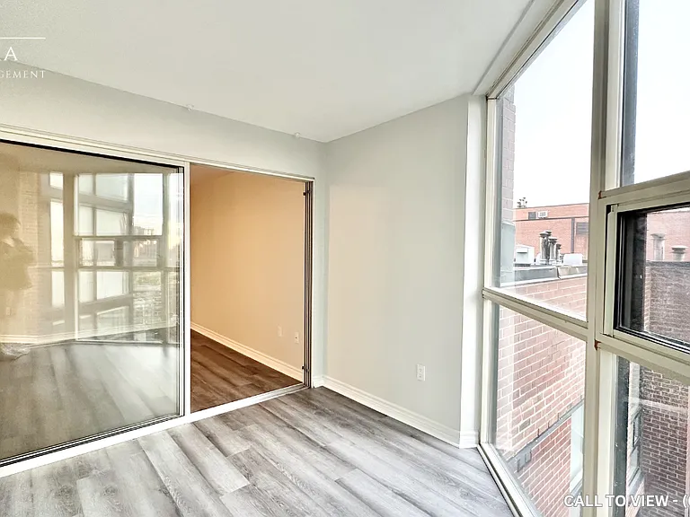 705 King St W #1501 — Photo 12
