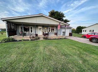 5383 Graham Station Rd, New Haven, WV 25253