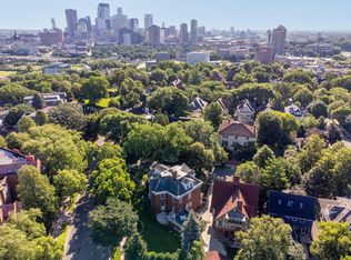 1203 Mount Curve Ave, Minneapolis, MN 55403