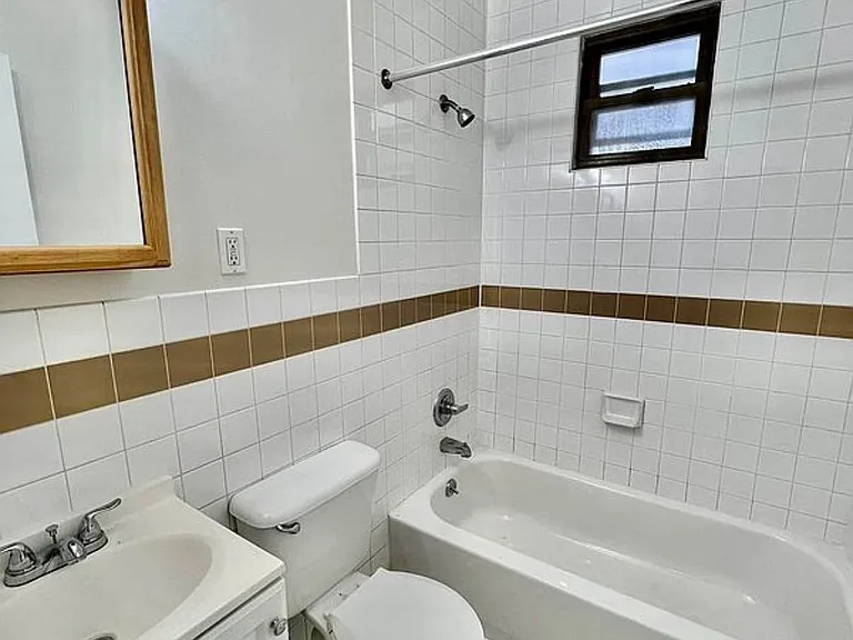 1169 Dean St #3A — Photo 2