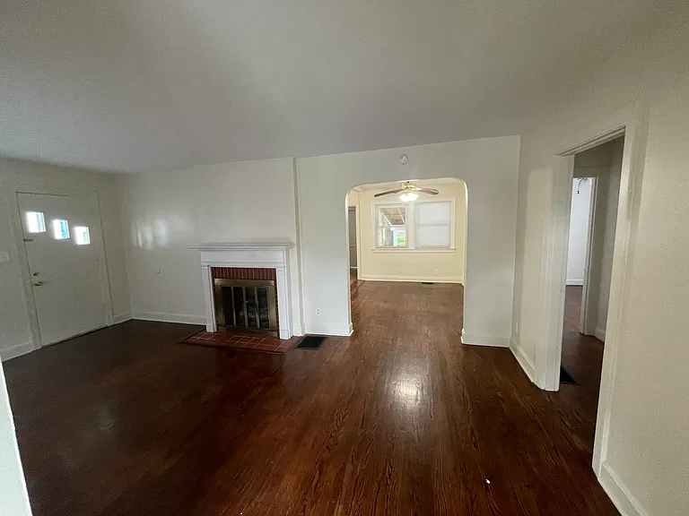 3918 S 3rd St — Photo 5