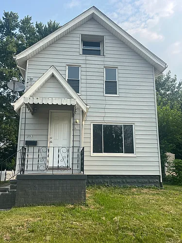 893 Battles Ave Photo 1