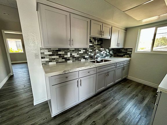 2nd image of 4405 N Sierra Way APT B