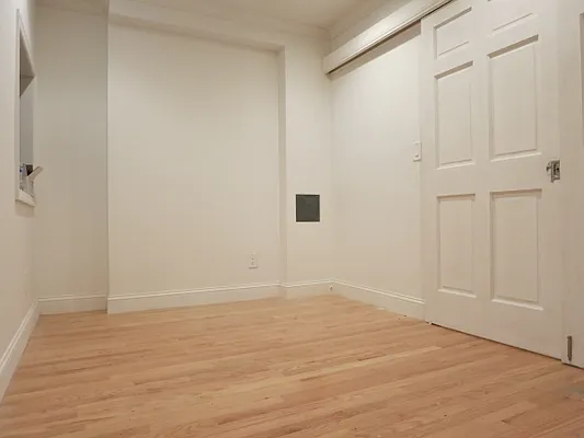 Rented by Citi Habitats | media 26