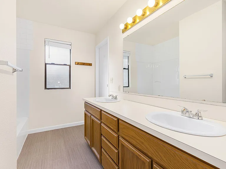 17633 NE 88th Pl — Photo 19